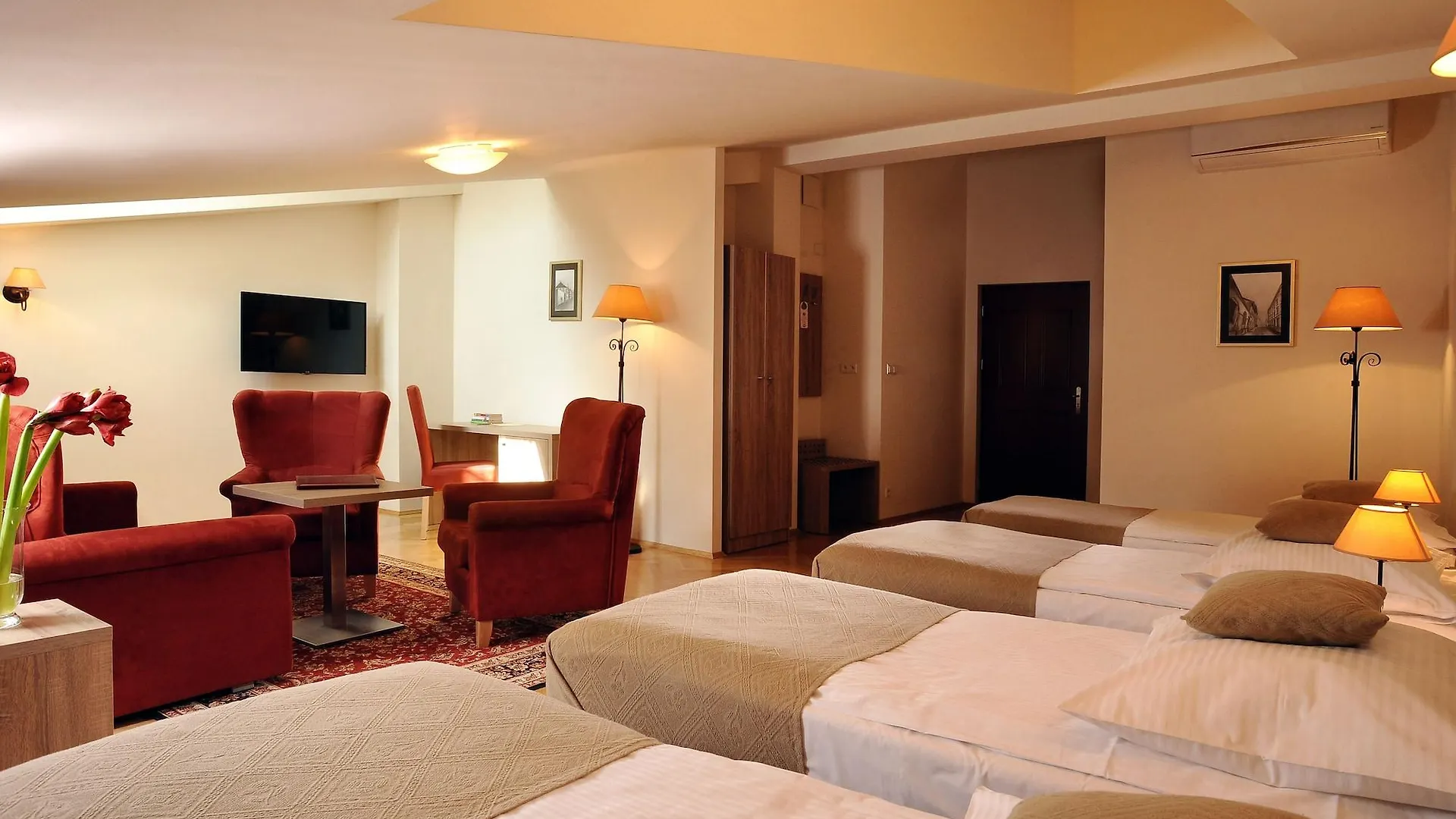 Hotel Santi Krakow