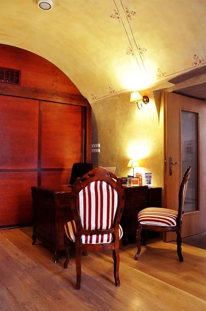 Hotel Santi Krakow 4*,  Poland
