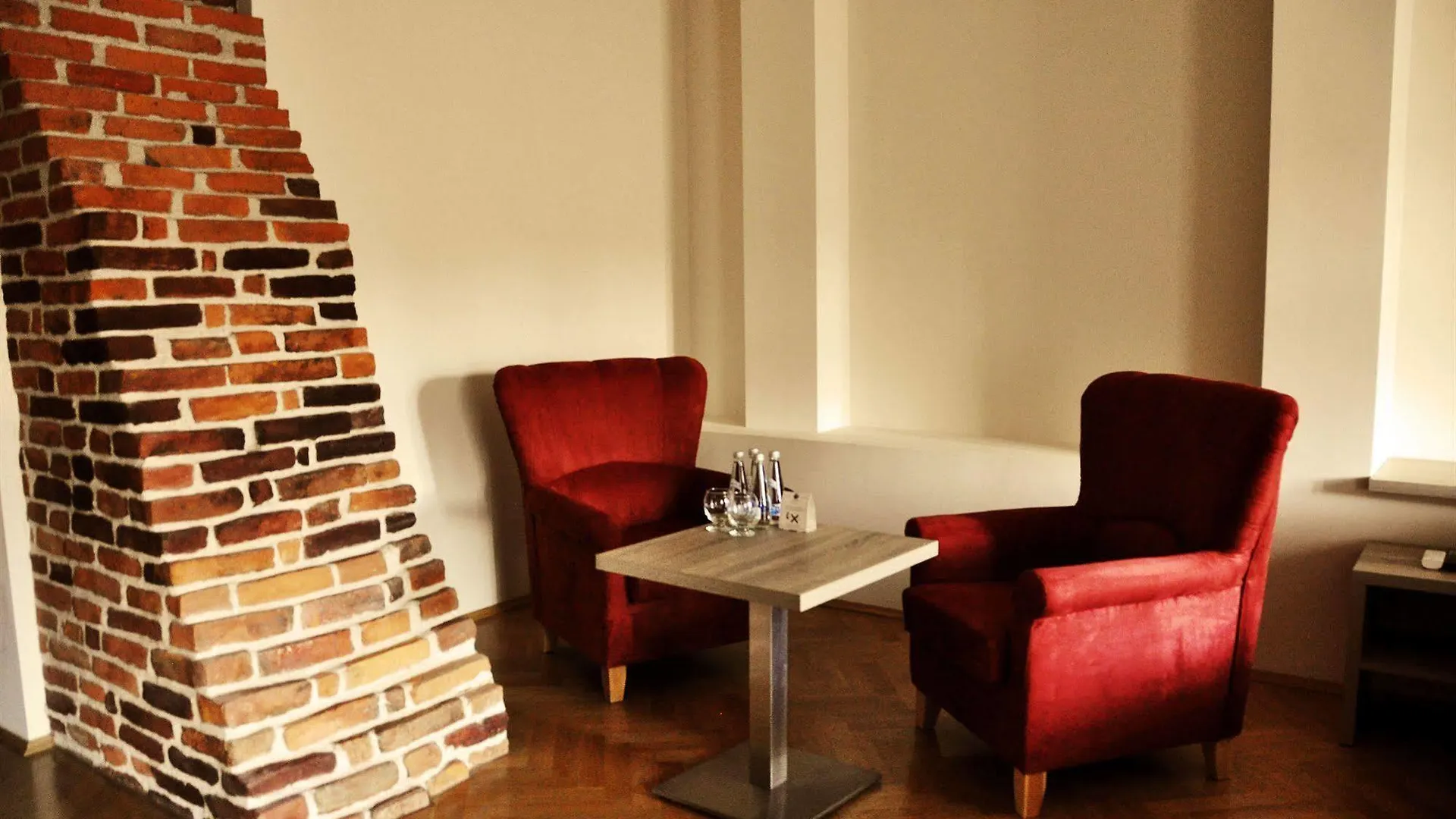 Hotel Santi Краков